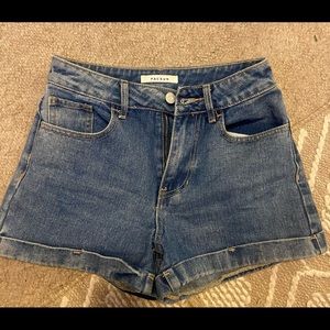 PacSun Mom Short size 23